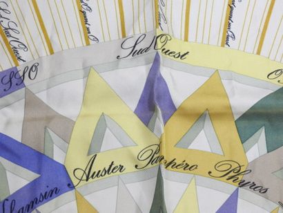 HERMES - Paris
Hand-rolled silk square 