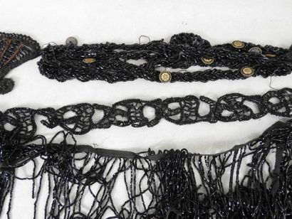 Large lot including jet stone, belt elements,...