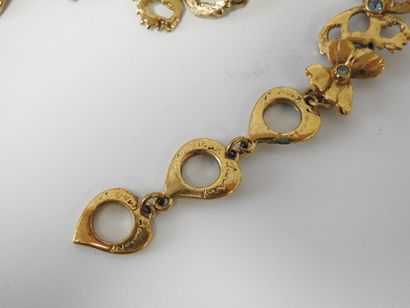 Yves SAINT LAURENT 
Drop necklace in gilded...
