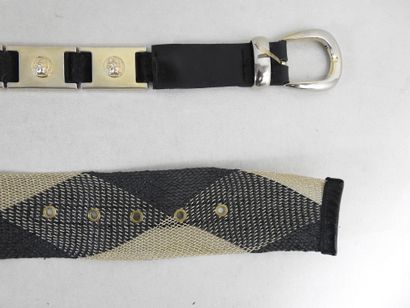 FASHION - Vintage
Set of 2 belts:
- Christine...