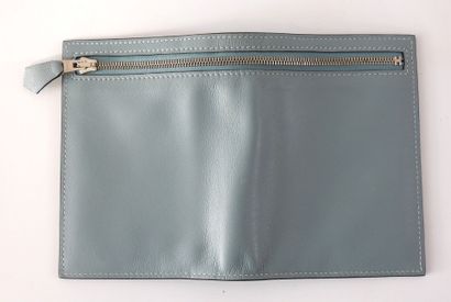 HERMES - Paris
Long rectangular wallet in...