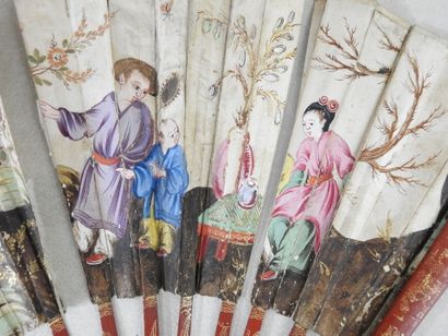 CHINA - 19th century
Red lacquered bamboo...