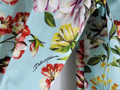 DOLCE & GABBANA - Italy
Viscose pants with...