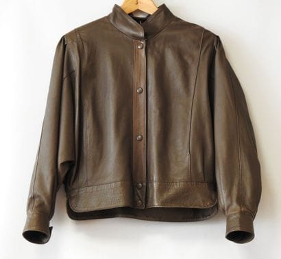 Yves SAINT-LAURENT
Blouson trois quart en...