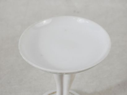 SAXE
Porcelain baguier, shaft decorated with...
