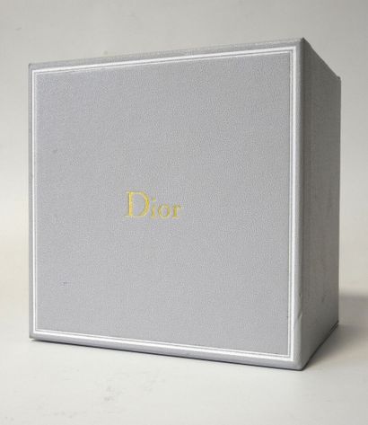 DIOR - Paris
Ladies' watch, steel case, 
