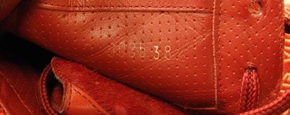 Louis VUITTON
Paire de baskets montantes...