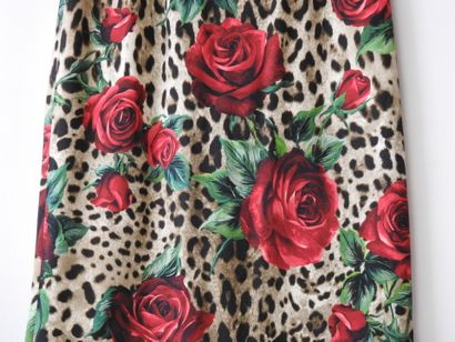 DOLCE & GABBANA
Jupe mi-longue avec doublure,...