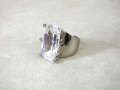 Daniel SWAROVSKI - Paris
Important 925 sterling...