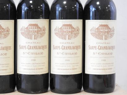 6 bottles
Château Sarpe-Grandjacques, Saint-Emilion,1998.
Wear...