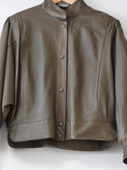 Yves SAINT-LAURENT
Blouson trois quart en...