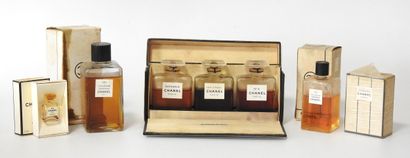 PERFUMES - CHANEL
Lot including :
- Gardenia...
