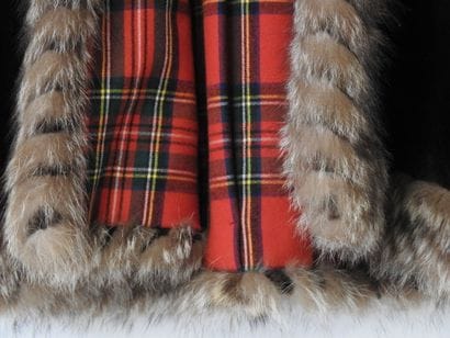 Yves SAINT-LAURENT - Fourrures
Veste 3/4...
