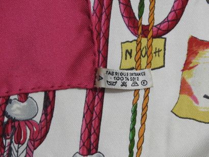 HERMES - Paris
Hand-rolled silk square, 