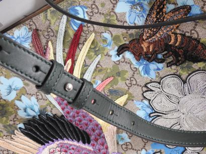 GUCCI - Limited Edition
GG supreme