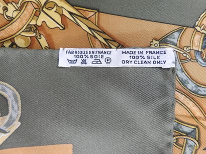 HERMES - Paris
Gavroche en soie modèle 