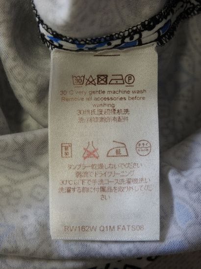 Louis VUITTON
Tee-shirt manches courtes dans...