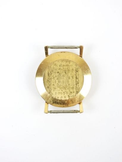 LIP. Watch case in yellow gold 750/1000°....