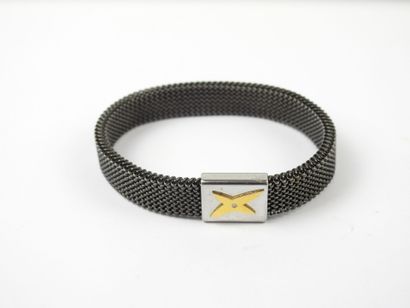 MAUBOUSSIN - Paris. Bracelet en acier noir...