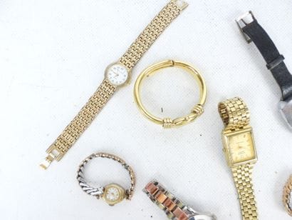 LOT DE MONTRES BRACELET dont Patrick Arnaud,...