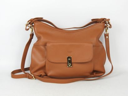 KATANA. Sac bandoulière en cuir de vachette...
