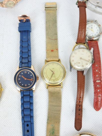 LOT OF WATCHES including Pierre Laurier,...