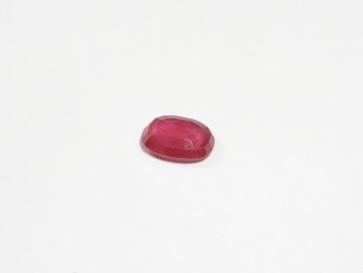 RUBIS sur feuille. 7,20 ct (traité).