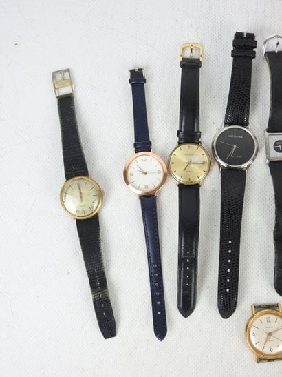 LOT OF WATCHES including Pierre Laurier,...