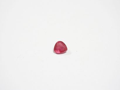 RUBIS sur feuille. 5,29 ct (traité).