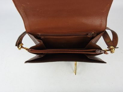 LOUIS VUITTON - Paris. Dauphine handbag in...