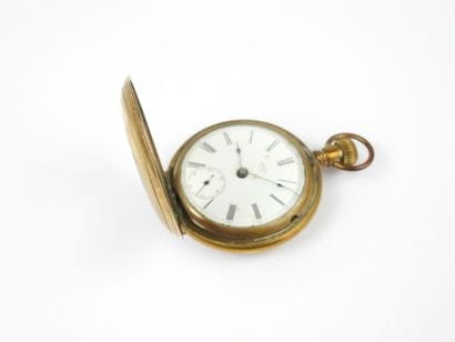 Gilt metal pocket watch IDEAL U.S.A. Attached...