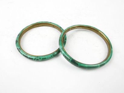 COSTUME JEWELRY. Lot comprising two necklaces...