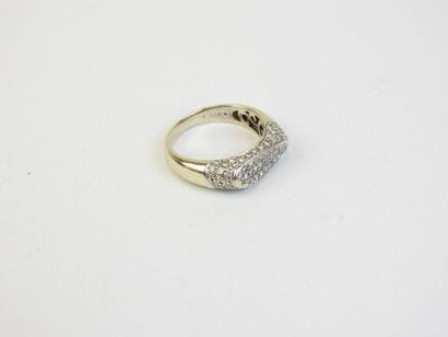 RING in yellow gold 750/1000° set with pavé-cut...