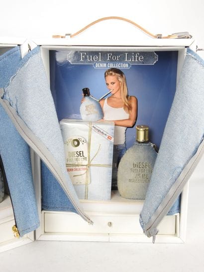 DIESEL. Valise de présentation « Fuel For...