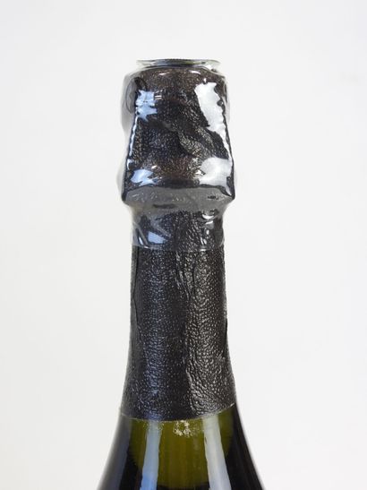 1 bouteille de Champagne DOM PERIGNON vintage...