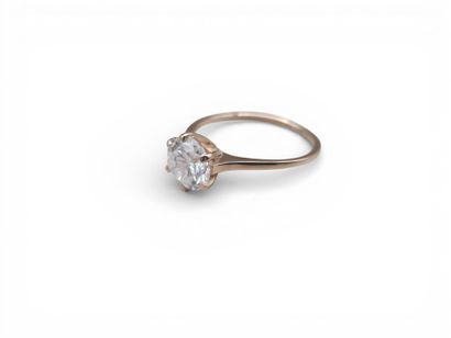 Bague solitaire en or rose 595 millièmes...