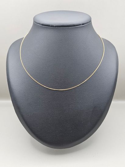 750 thousandths yellow gold gourmette chain.
Length:...