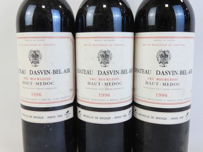 3 bouteilles CHATEAU DASVIN-BEL-AIR, Haut-Médoc,...