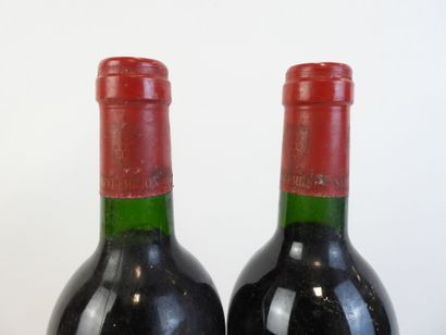 2 bouteilles CHATEAU LA DOMINIQUE, Saint-Emilion,...