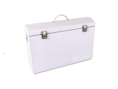 CLINIQUE. Valise de présentation de la gamme...