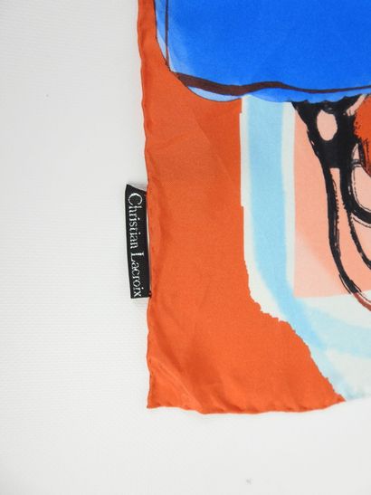CHRISTIAN LACROIX - Paris. Foulard en soie....