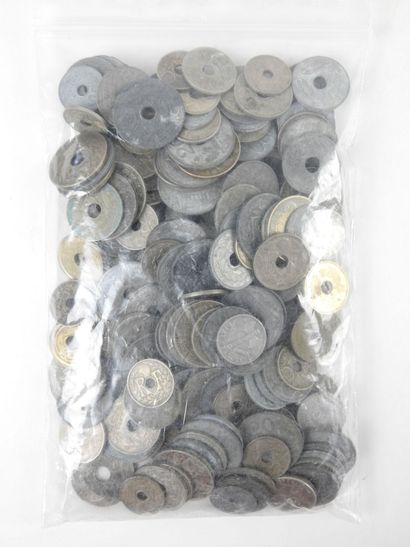 FRANCE et MONDE. Importante collection de...