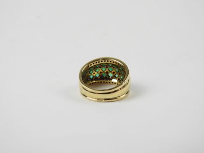 BAGUE bandeau en or jaune 750/1000e ornée...