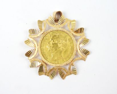 PENDENTIF en or jaune 750/1000° orné d'une...