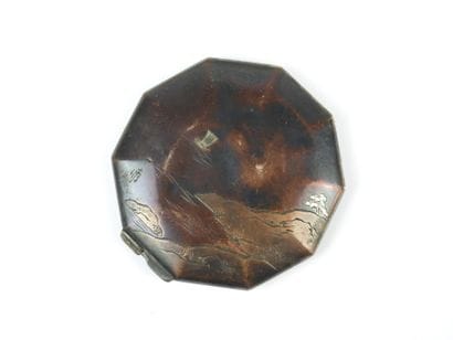 Silver CIGARETTES SHEET with dragon design....