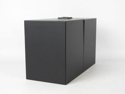 ANNAYAKE. Coffret de présentation d'un produit...