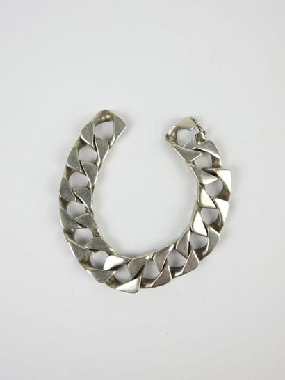 GOURMETTE en argent 925/1000°. Poids : 84...