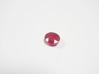 RUBIS sur feuille. 11,02 ct (traité).
