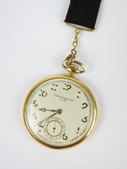 LIP. Chronomètre en or jaune 750/1000° avec...