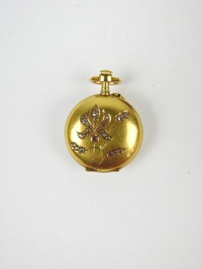 MONTRE de col en or jaune 750/1000° Poids...